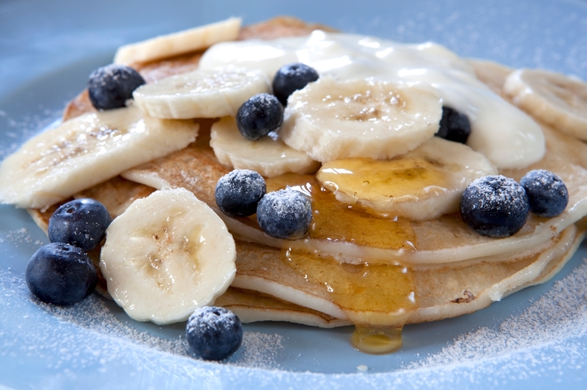 Banana and blueberry pancakes_iStock_000015713496Small