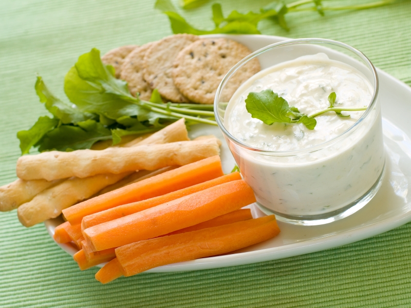 Appetizer veggies_iStock_000016609046Small