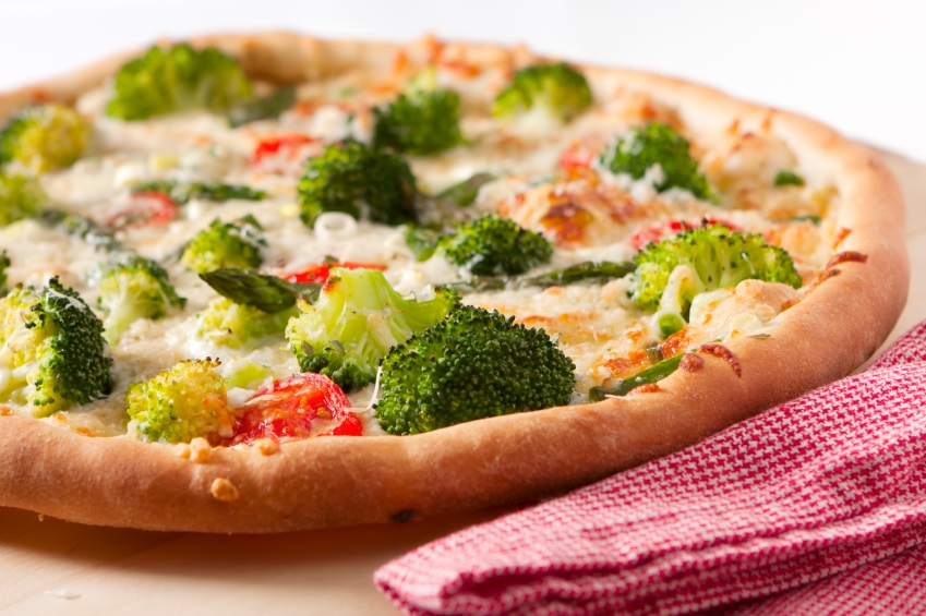 Vegetarian pizza_iStock_000014617441Small