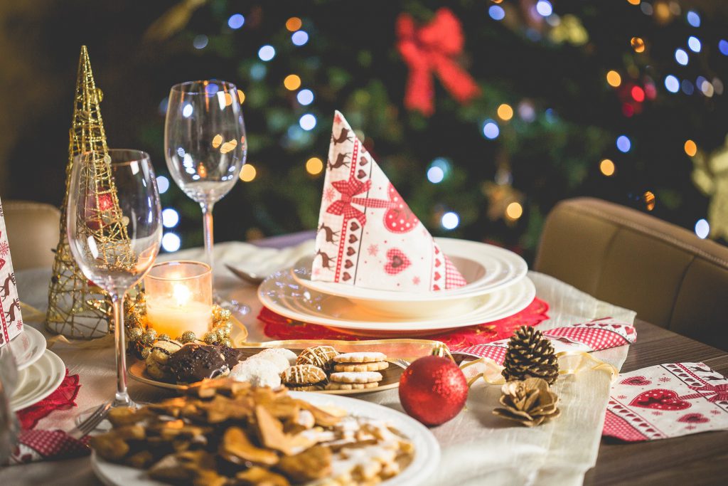 pexels-christmas-table_small