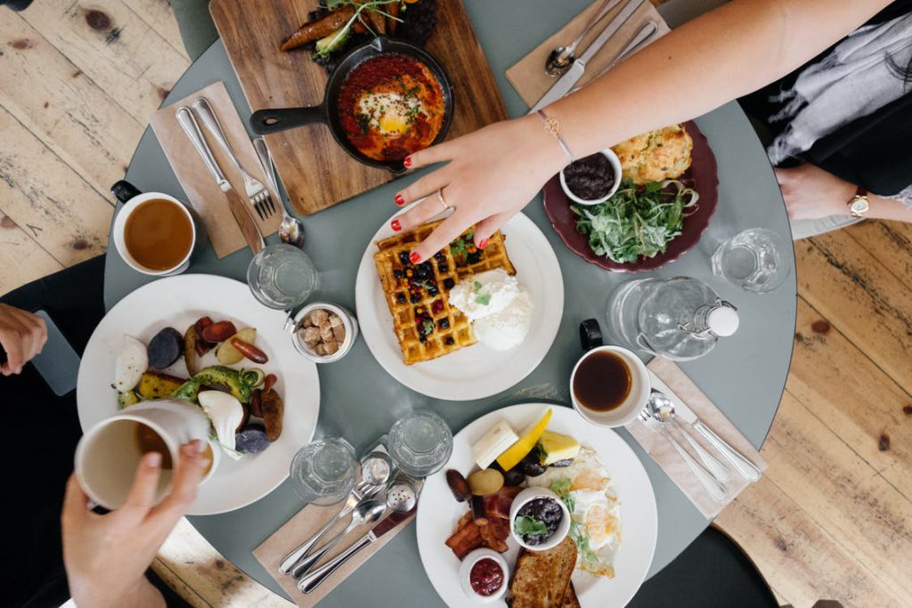 sharing-breakfast